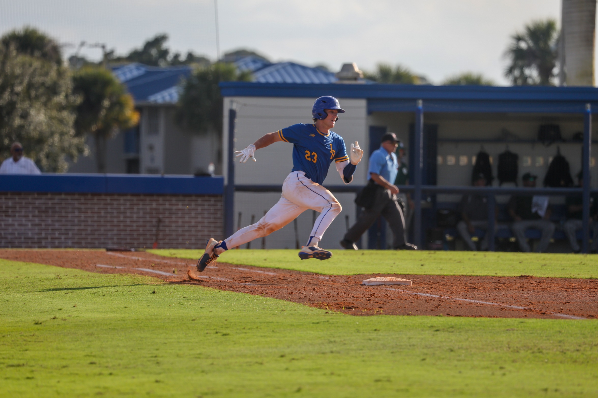 Pioneers Baseball Suffer Tough Loss on the Road