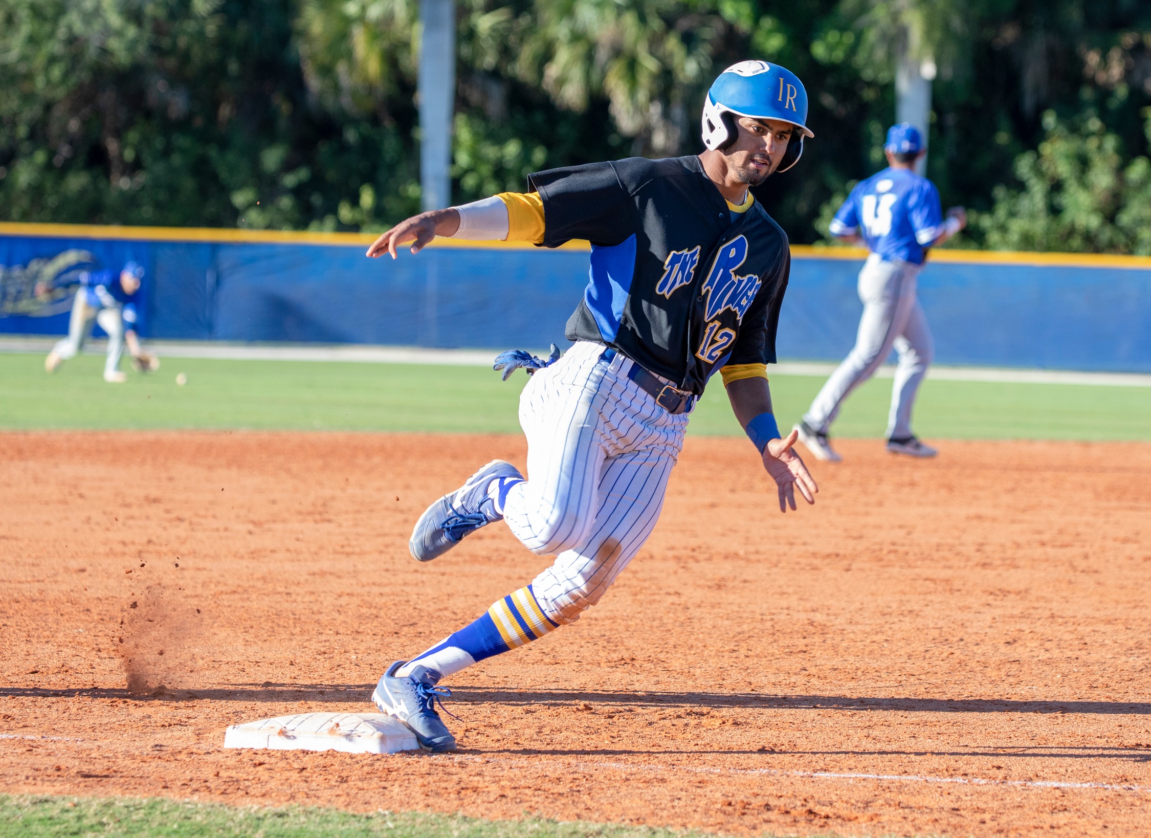 Bats Blistered As Indian River State College Pioneers Falls to College of Central Florida Patriots